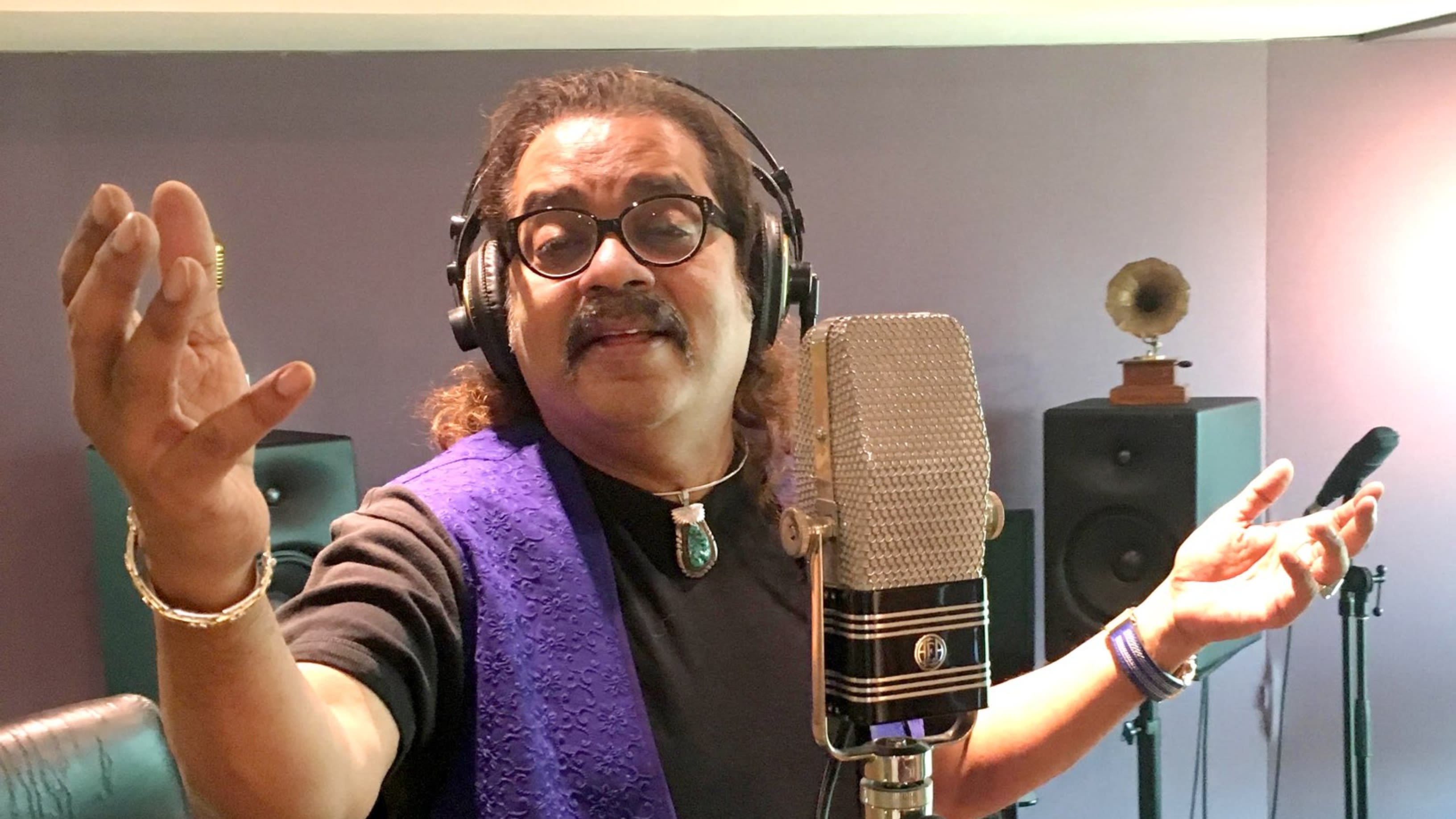 Hariharan. Credit: X/@SingerHariharan